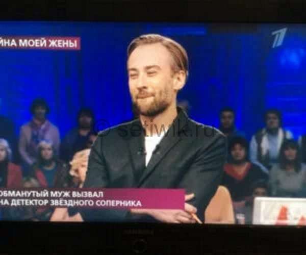Производим поиск каналов Производим поиск каналов