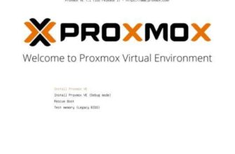 Экран приветствия Proxmox