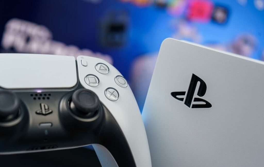 Sony PS5 Pro с водяным охлаждением поступит в продажу в апреле 2023 года.