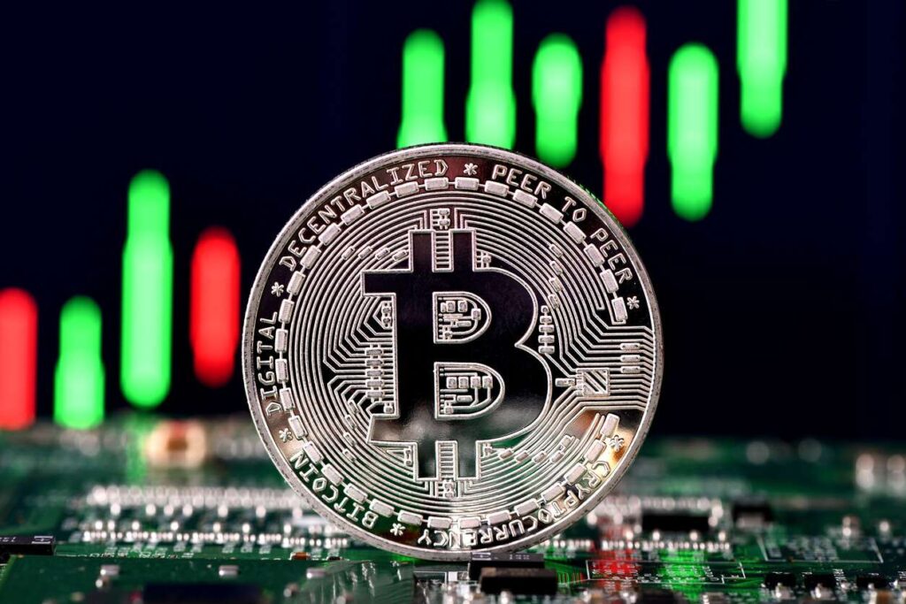 Биткойн Достигает $65 500 Новый Рекорд и Перспективы