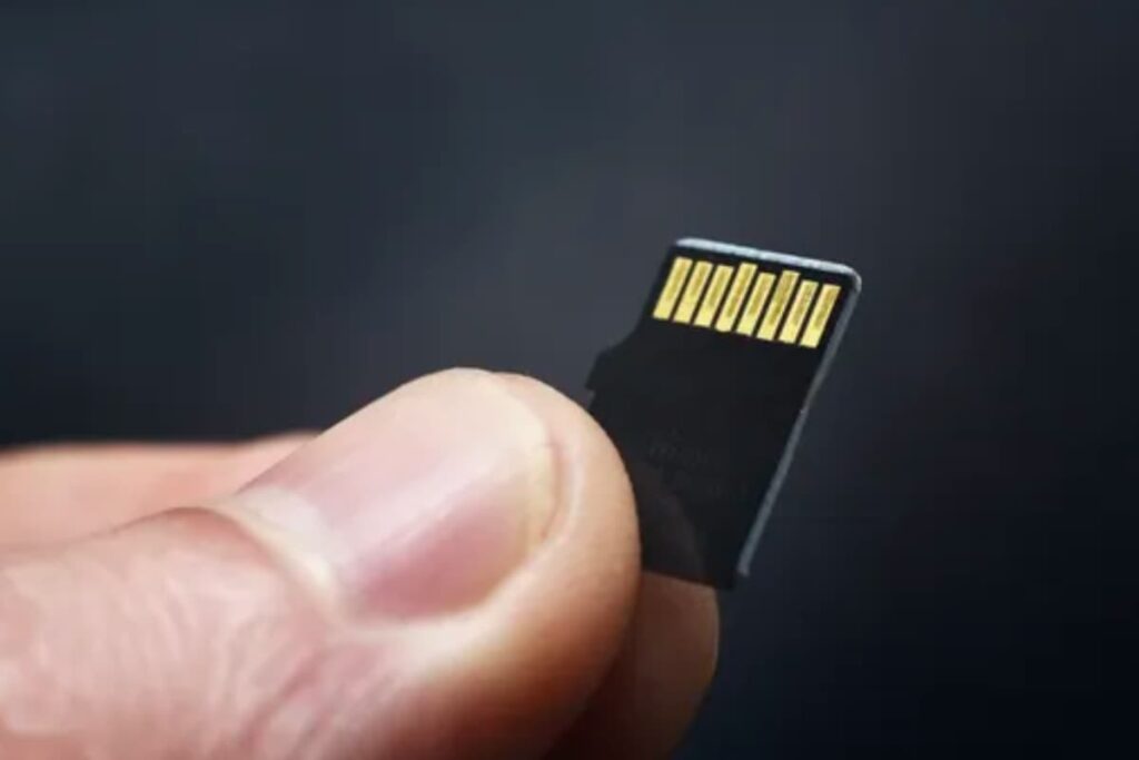 Новинка SanDisk Extreme Pro SDUC V30