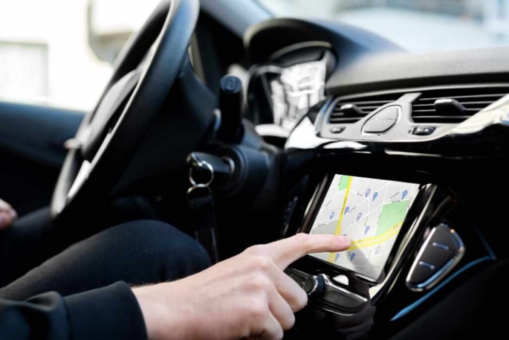 Приватность в Современных Автомобилях - Что Нужно Знать о Слежке