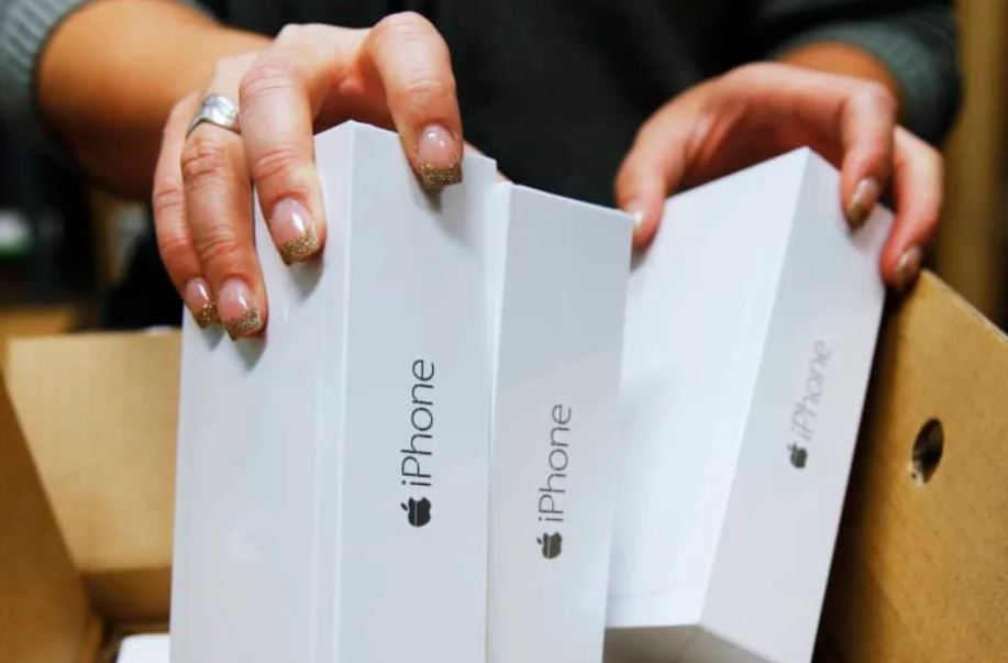 Apple представит iPhone SE 4