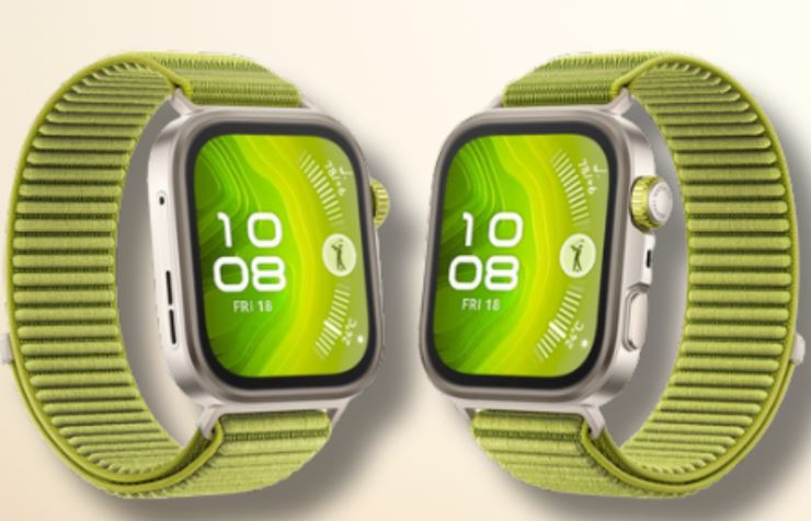 Huawei Watch Fit 4 Pro с зелёным спортивным ремешком на руке пользователя