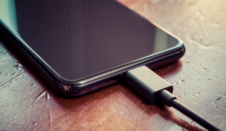 USB-порты в Android 16 будут дод замком