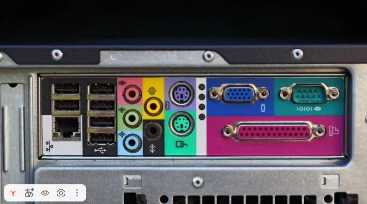 До USB: как выглядел хаос портов в старых компьютерах
